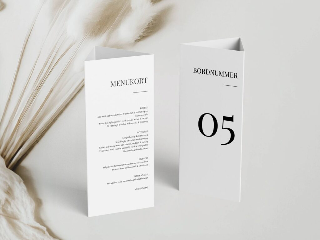 Menukort til bryllup trifold | Hvid | Anderledes menukort til festen
