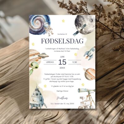 Space | Invitation børnefødselsdag